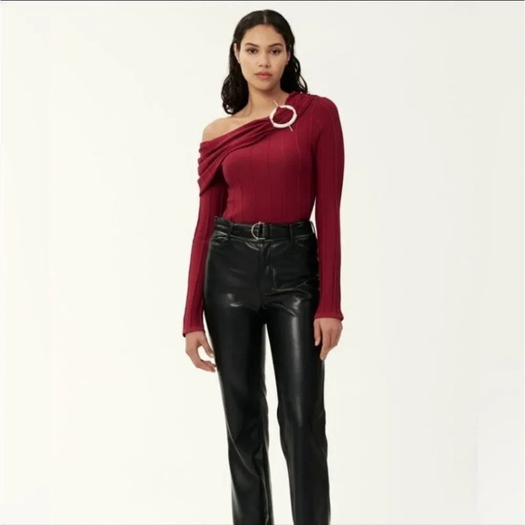 NICHOLAS Aglaia Drop Shoulder Long Sleeve Brooch Top Sangria Size XS - Picture 4 of 10